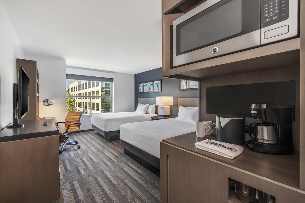Hyatt House Irvine John Wayne Arpt 23/70