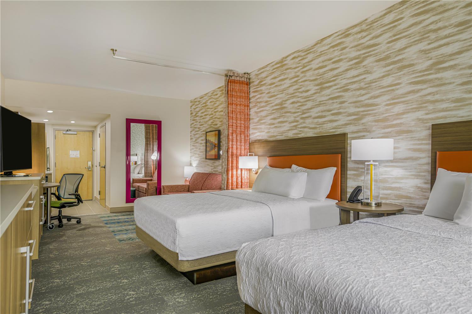 Studio, 2 Queen Beds, Water View
