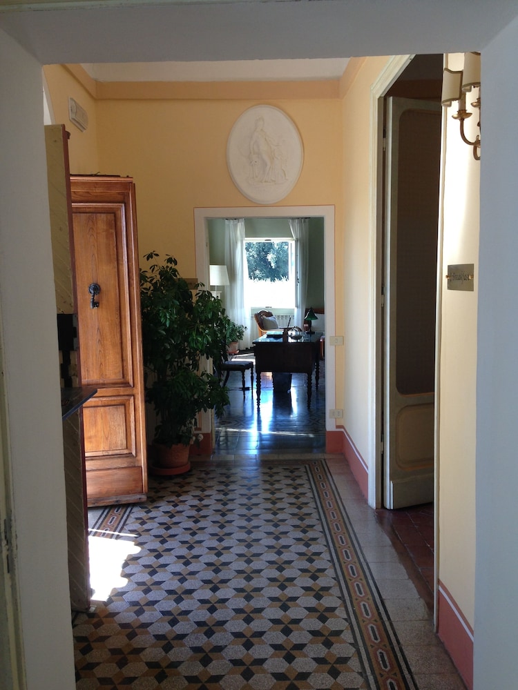 Palazzo di Valli 6/72