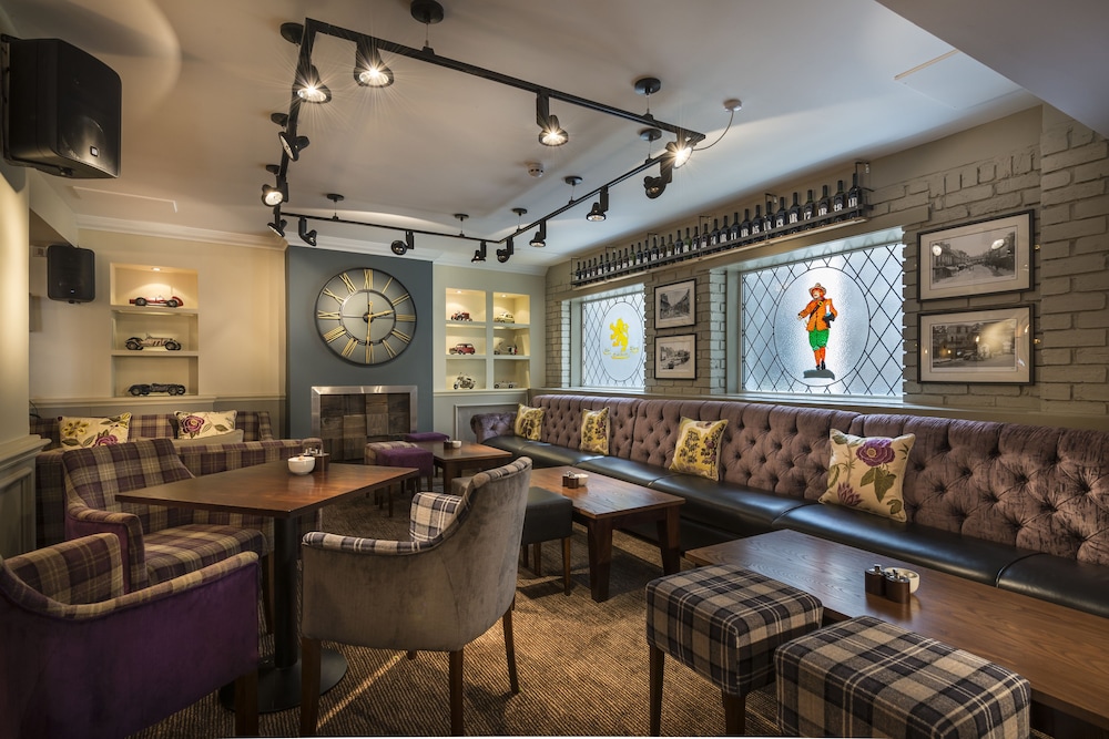 The Golden Lion 43/66