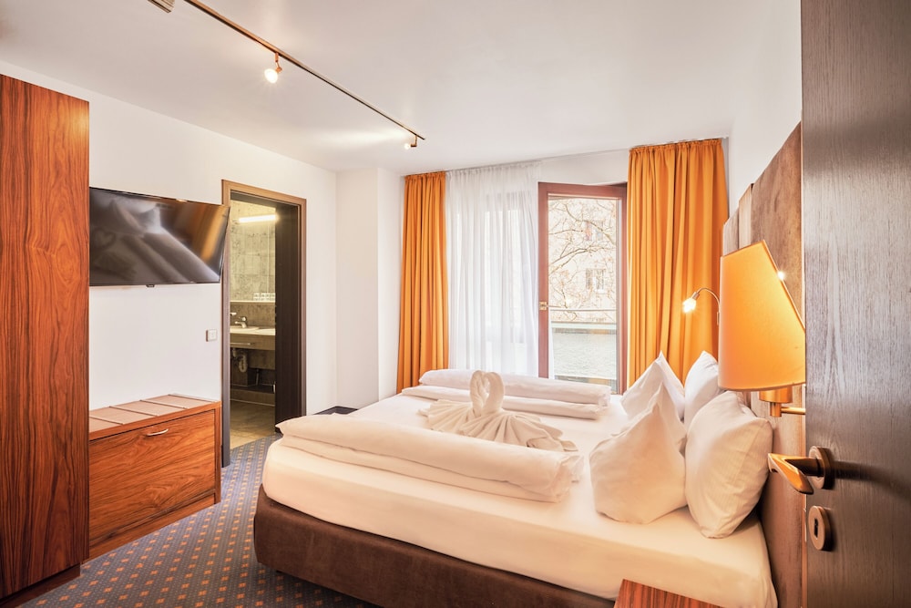 Hotel Stuttgart 21 13/33