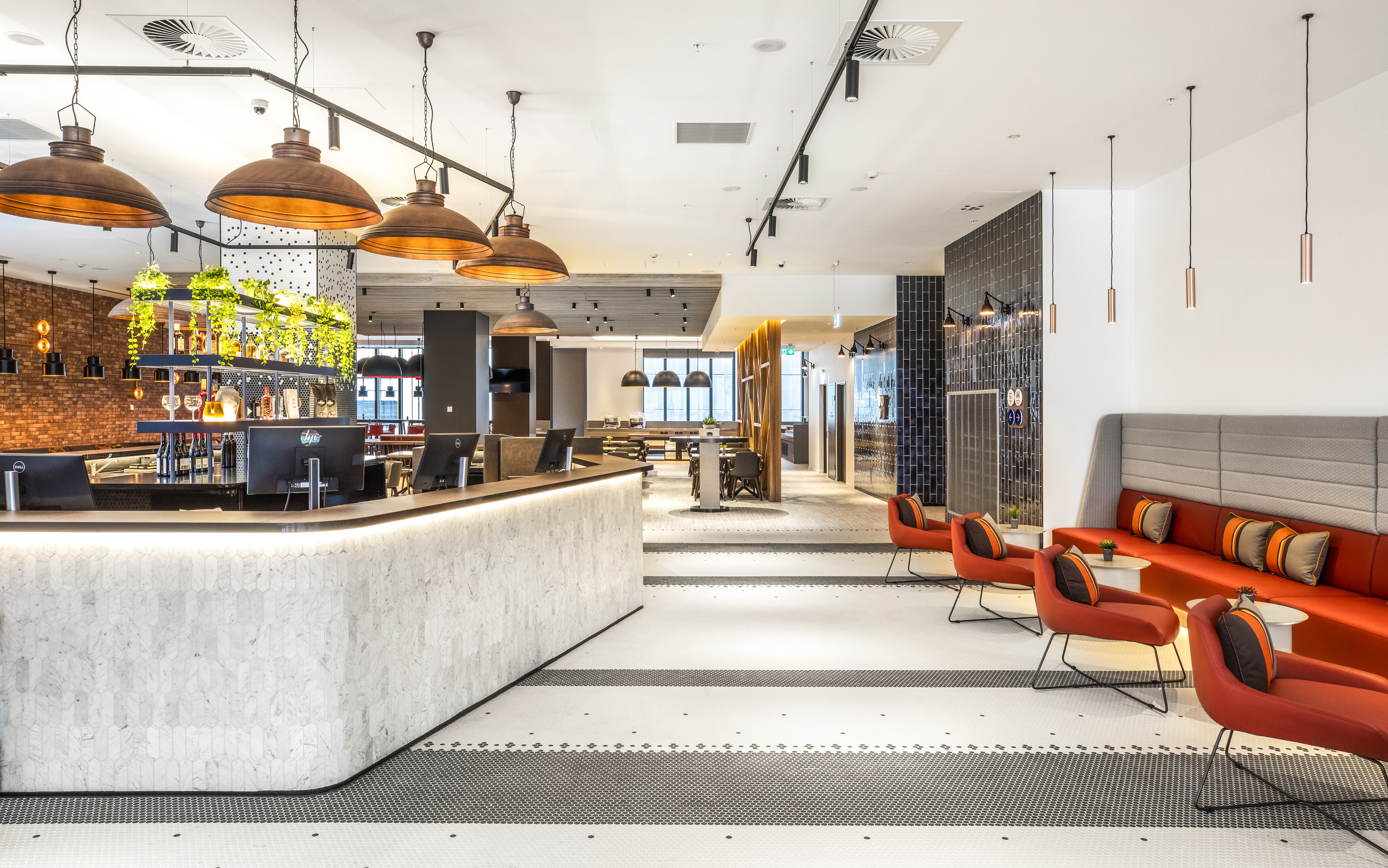 Holiday Inn Express Melbourne Little Collins 12/74