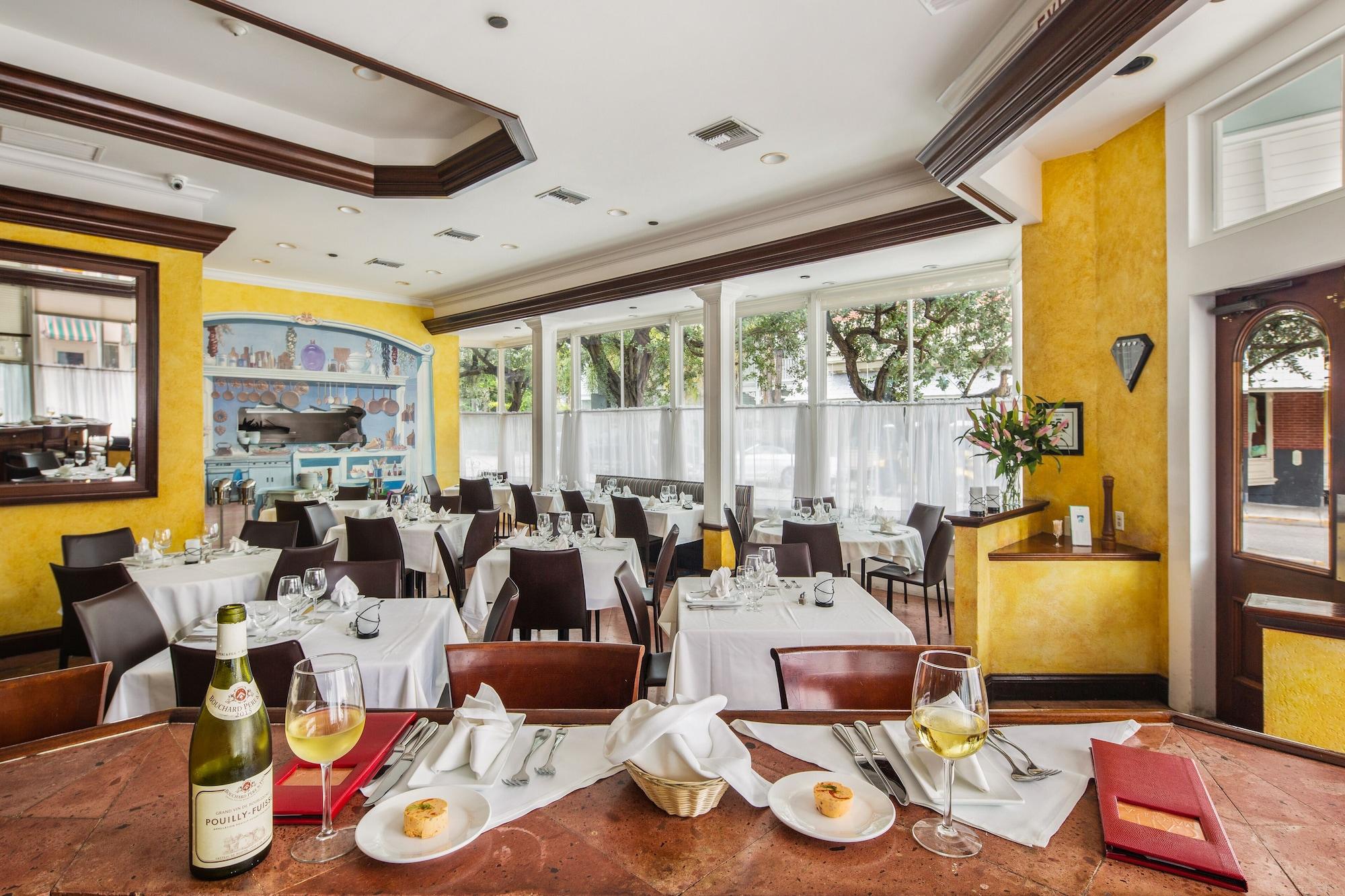 Marquesa Hotel 38/50