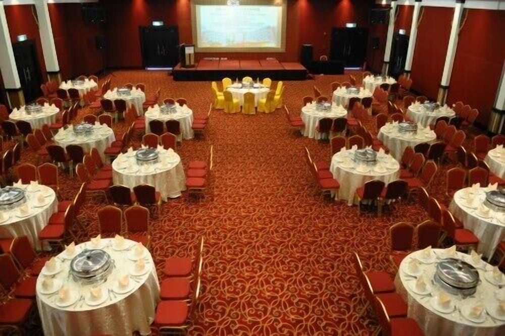Hotel Seri Malaysia Lawas 37/58