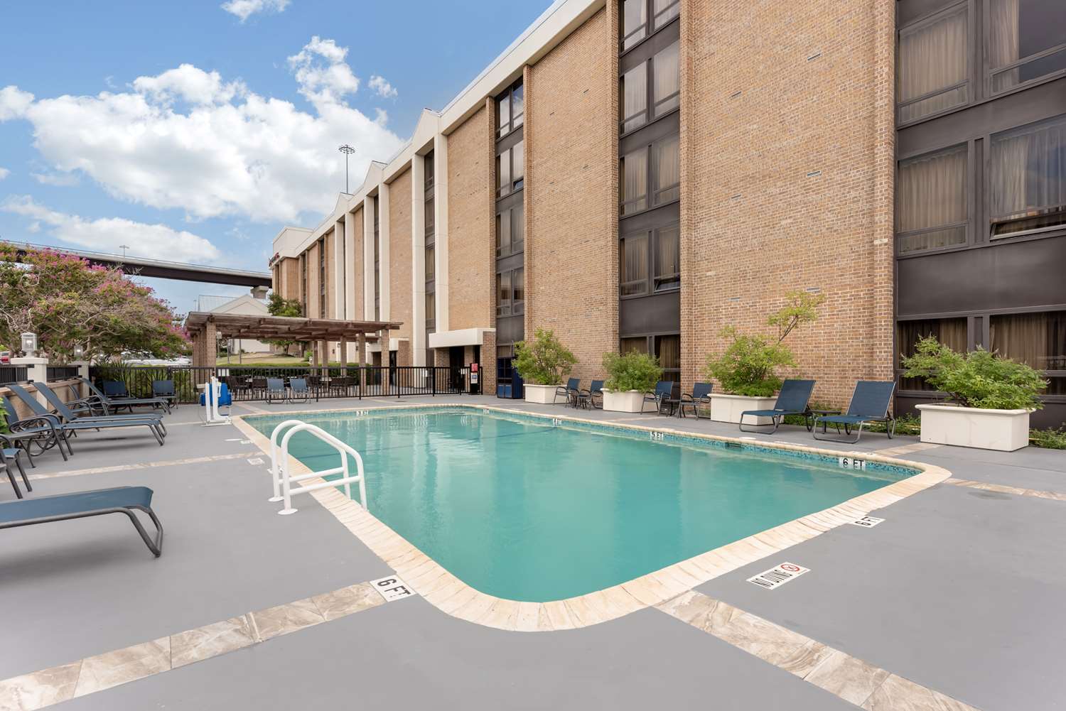 Best Western Plus Austin Central 39/40