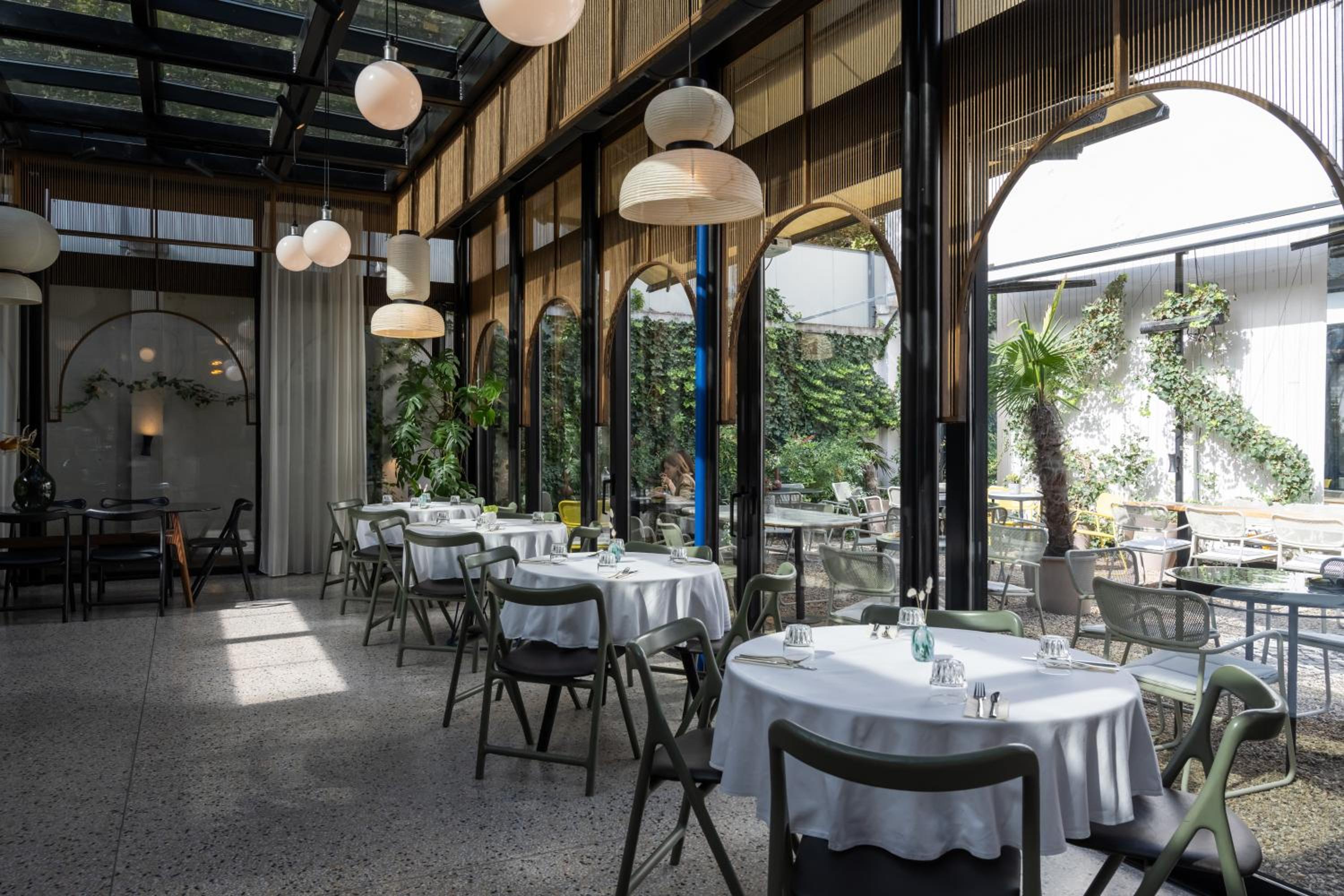 Pavilion Boutique Hotel 17/36