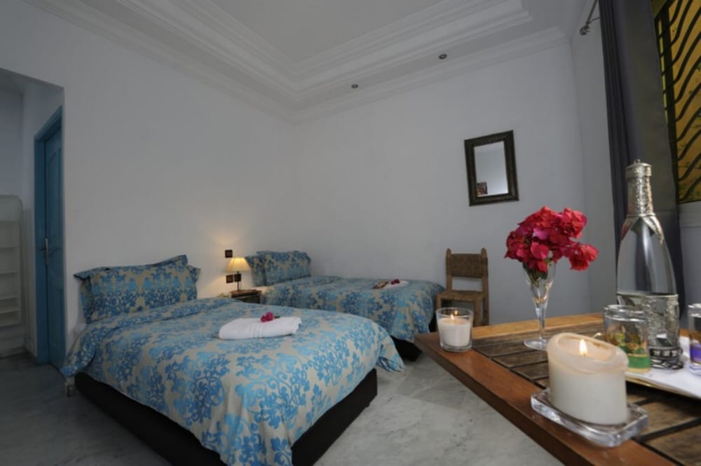 TURQUOISE, SUPERIOR, TWIN BEDS