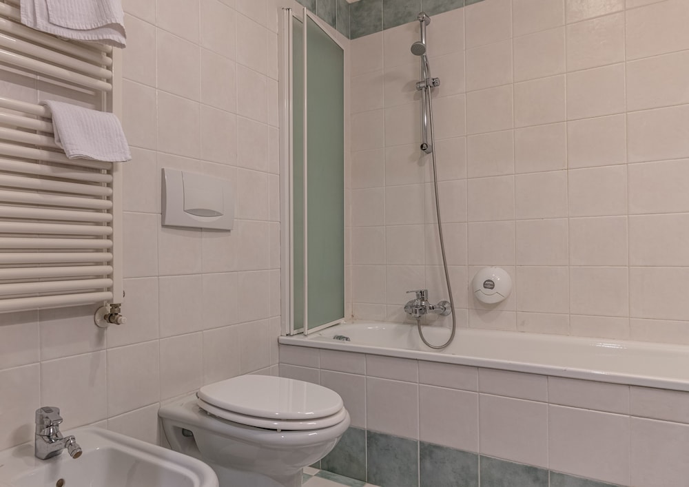 Clubhotel Lago Di Tenno 43/48