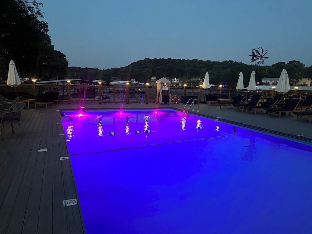 Ozark Village Resort 29/67