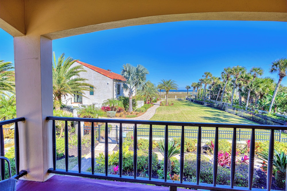 La Fiesta Ocean Inn And Suites 3/50
