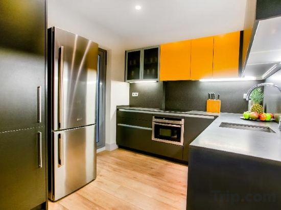 2 Bedrooms, Duplex, Apartment, Twin Beds