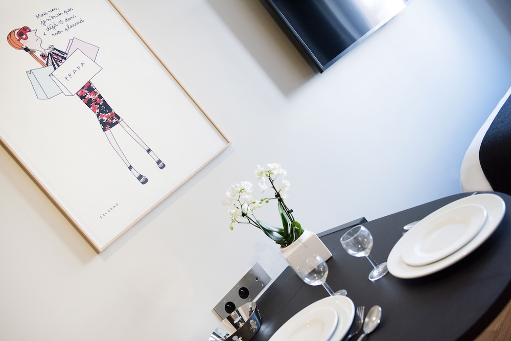 Suites Et Hotel Helzear Etoile 55/56