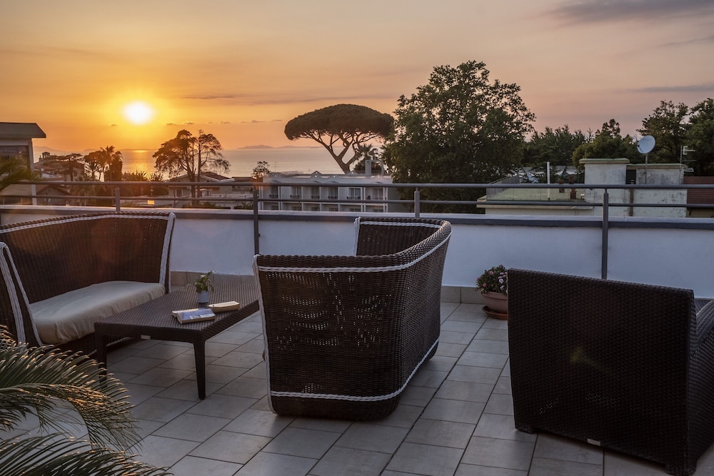 Hotel La Pergola Sorrento 54/68