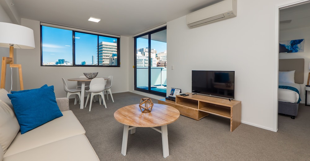 Annexe Apartments 17/28