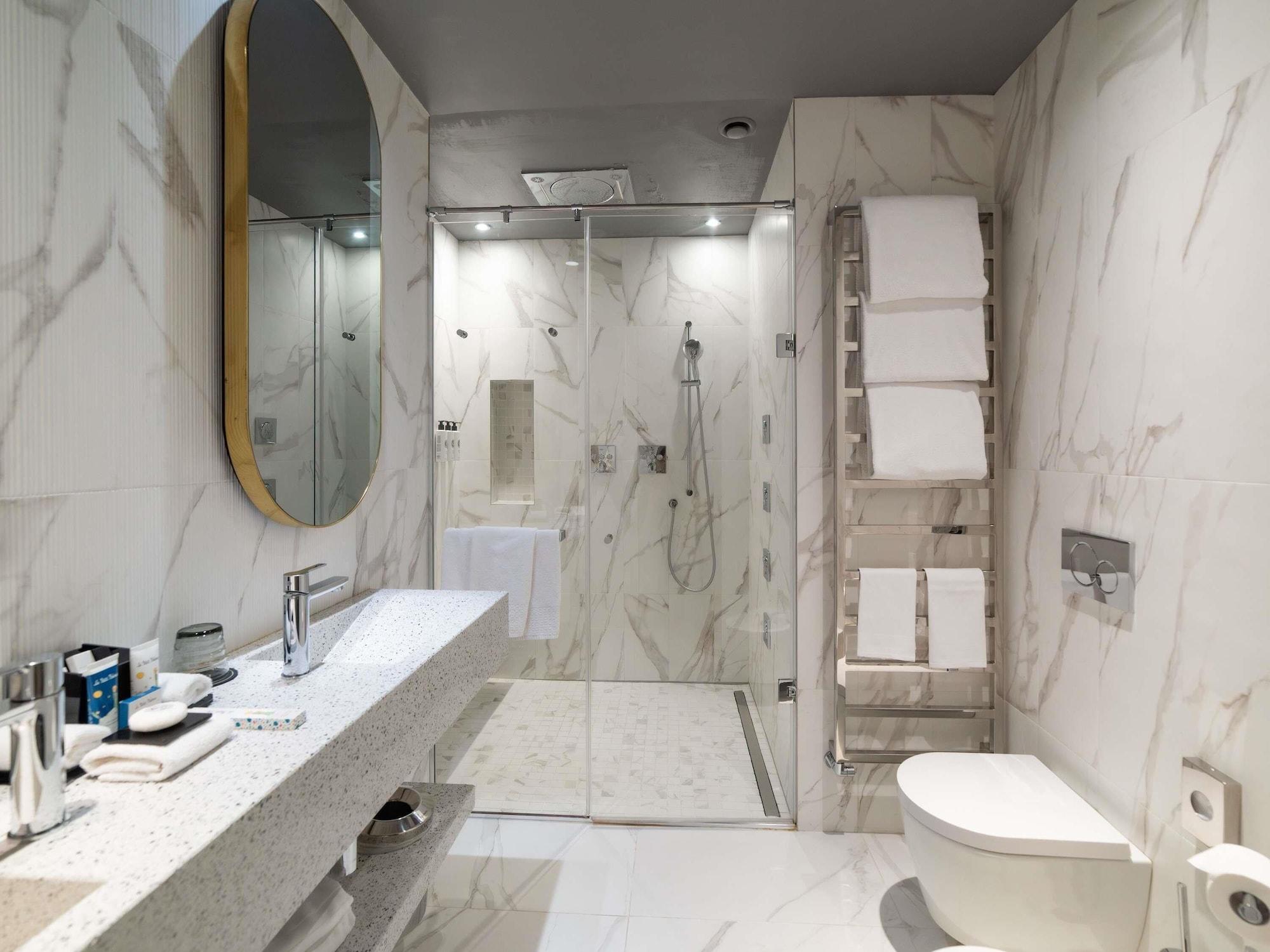 Connecting, Family, Multiple Beds، Sofitel Rome Villa Borghese Hotel 9/10