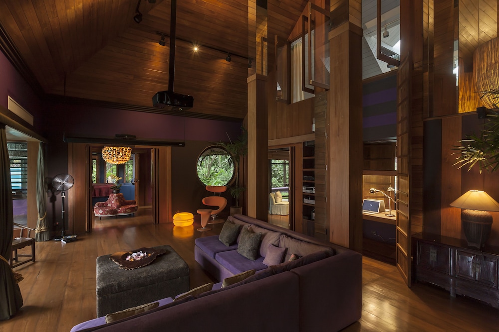 Chandra Residence 30/50