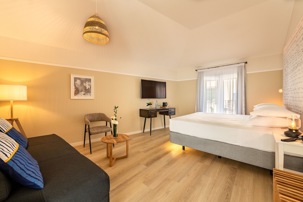 Pestana Fisherman Village 27/72