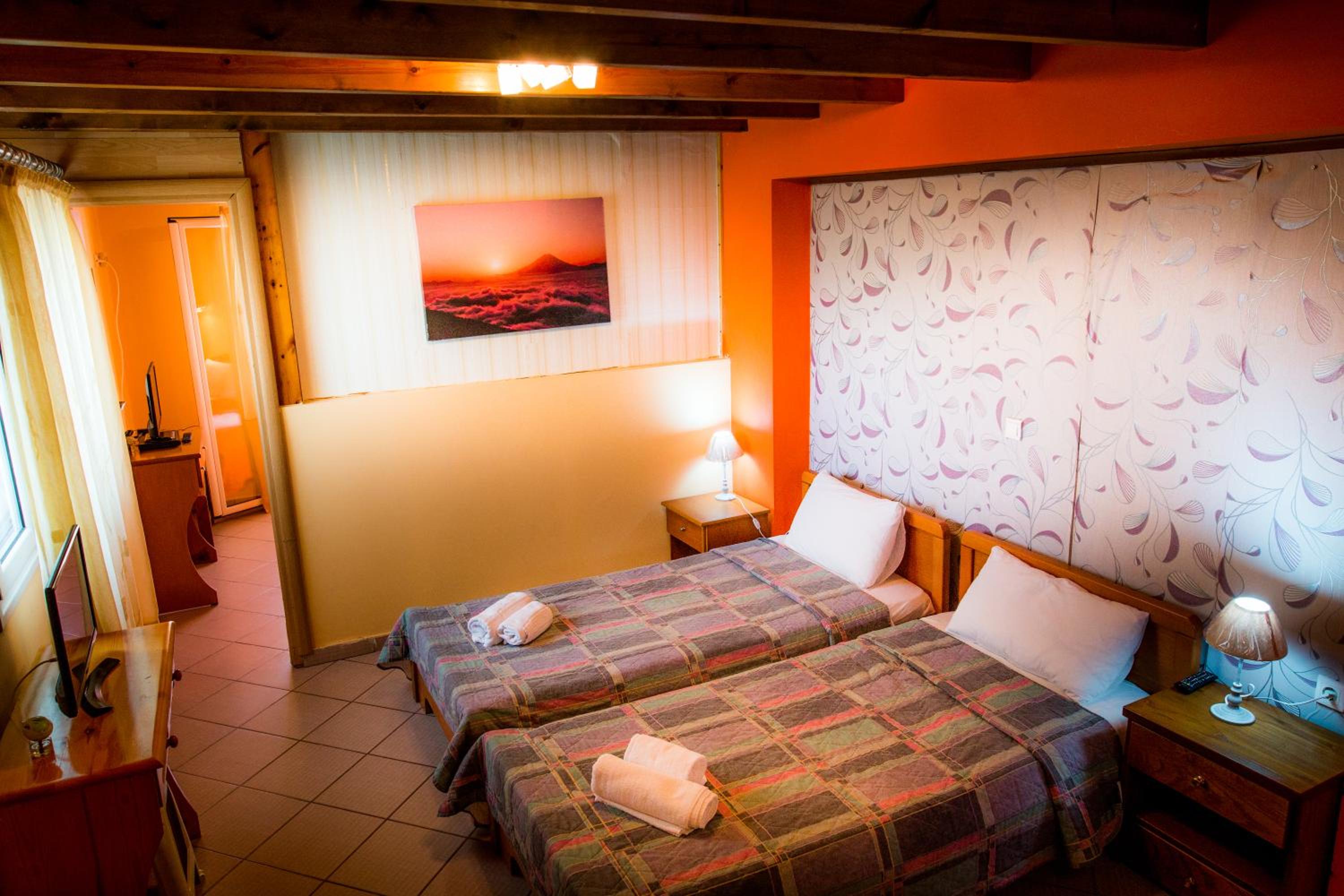Marylin Apartments Corfu 19/75
