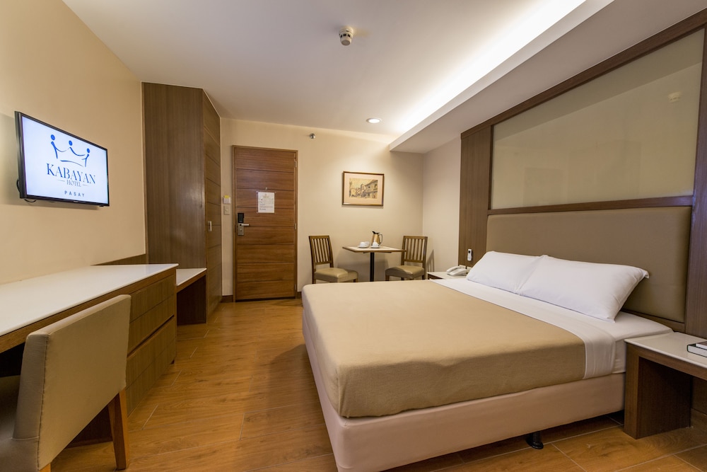 Kabayan Hotel Pasay 19/70