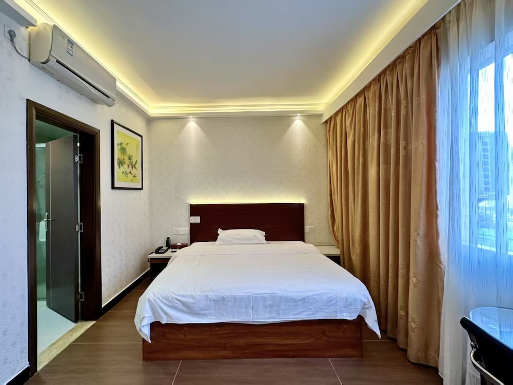 Pazhou Hotel 45/71