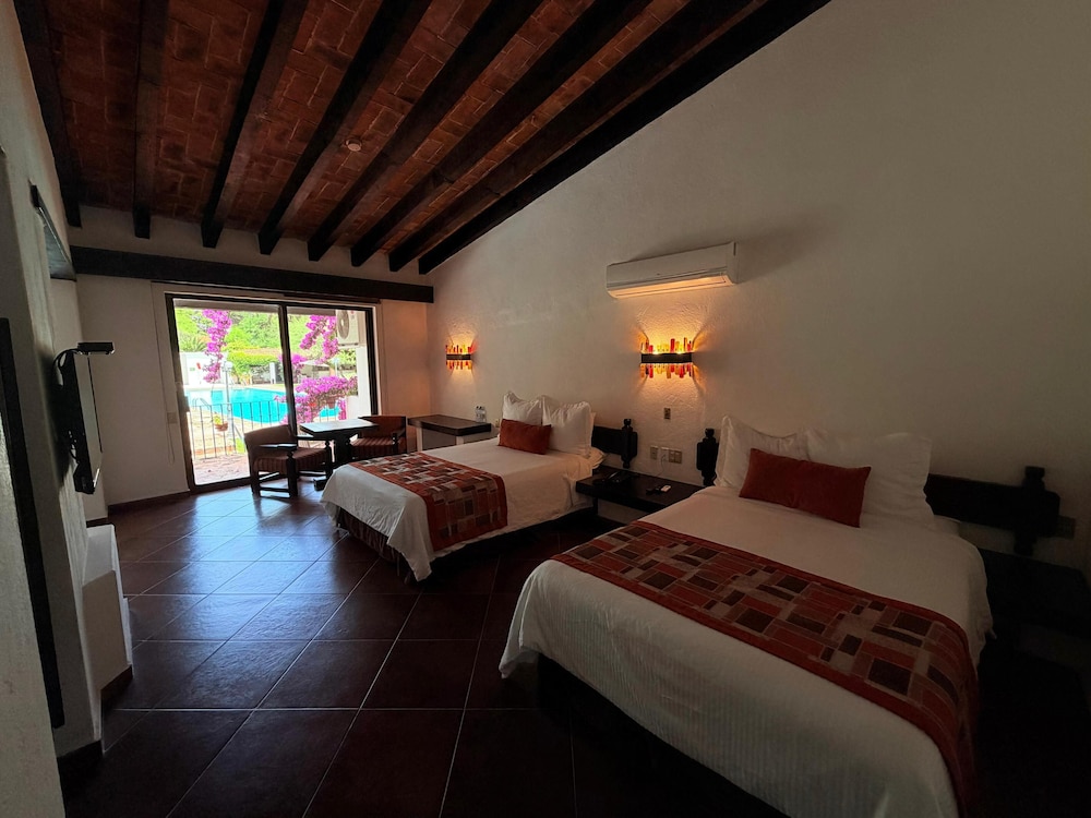 Hotel Hacienda Taboada 14/70