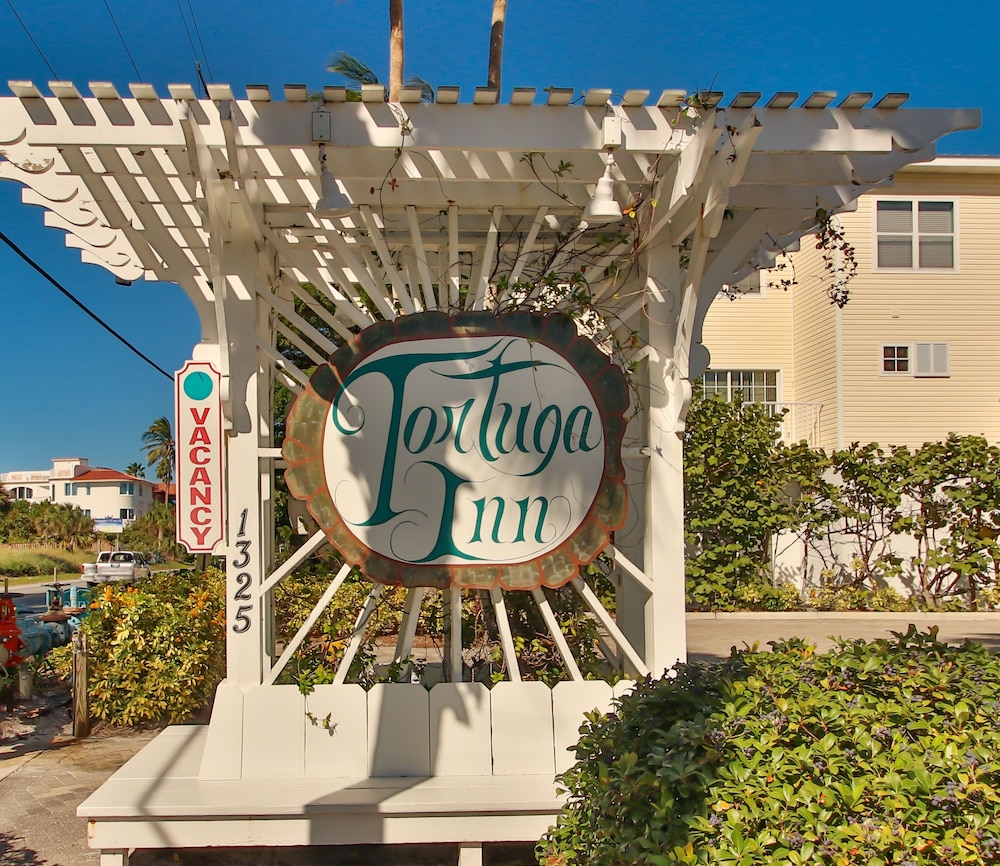 Tortuga Inn Beach Resort 59/76