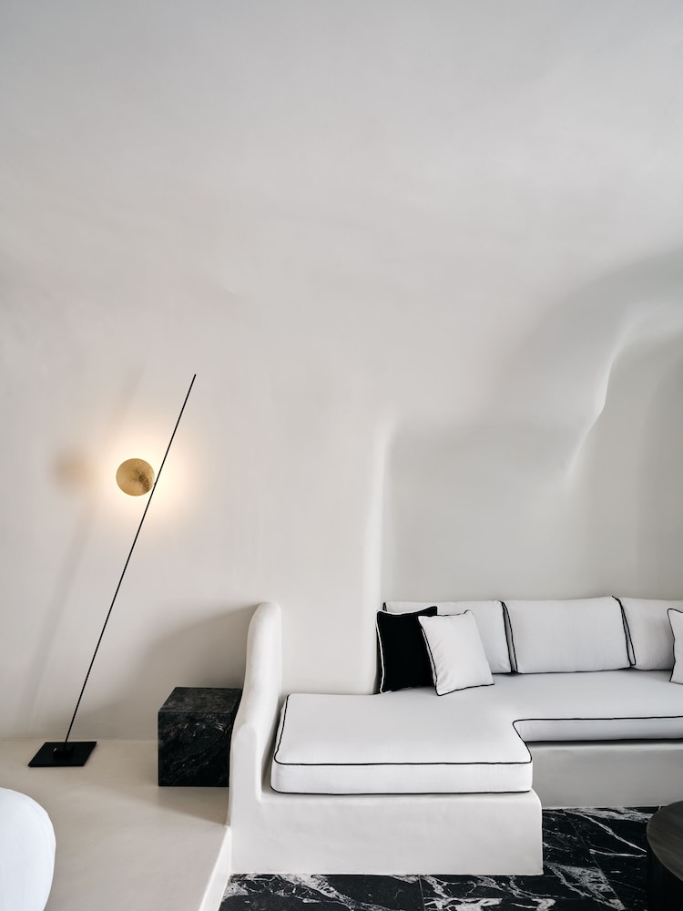 Abyss Santorini - Adults Only 5/50