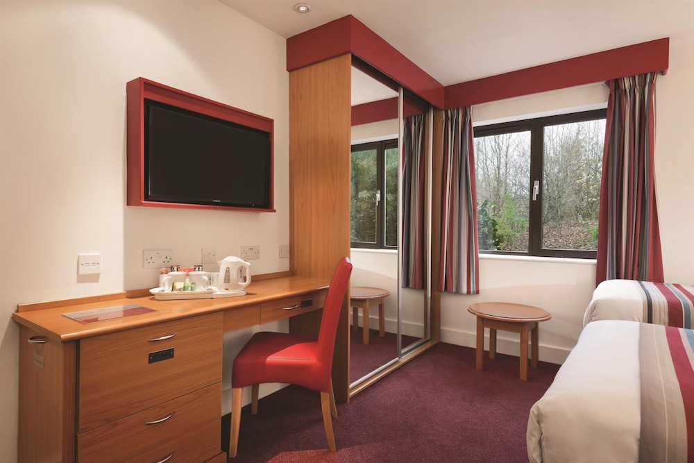 Ramada by Wyndham Cambridge 27/39