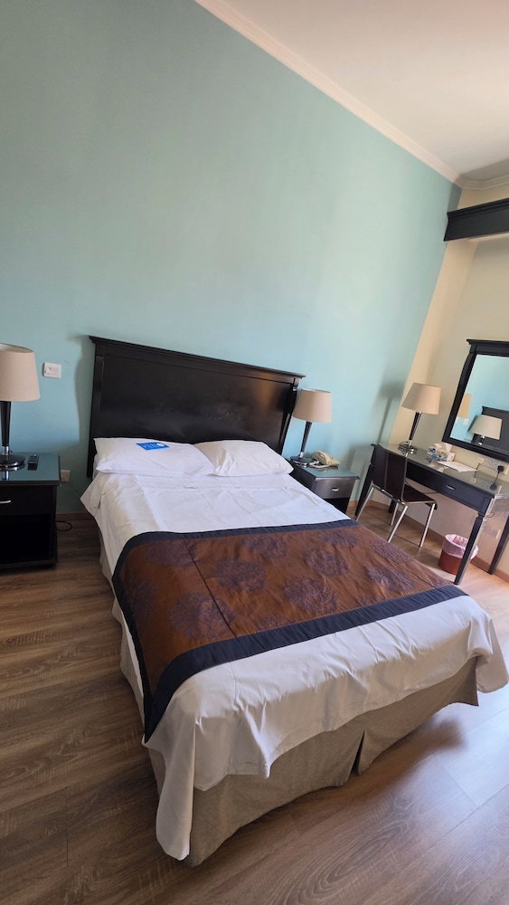 Castelli Hotel 26/69