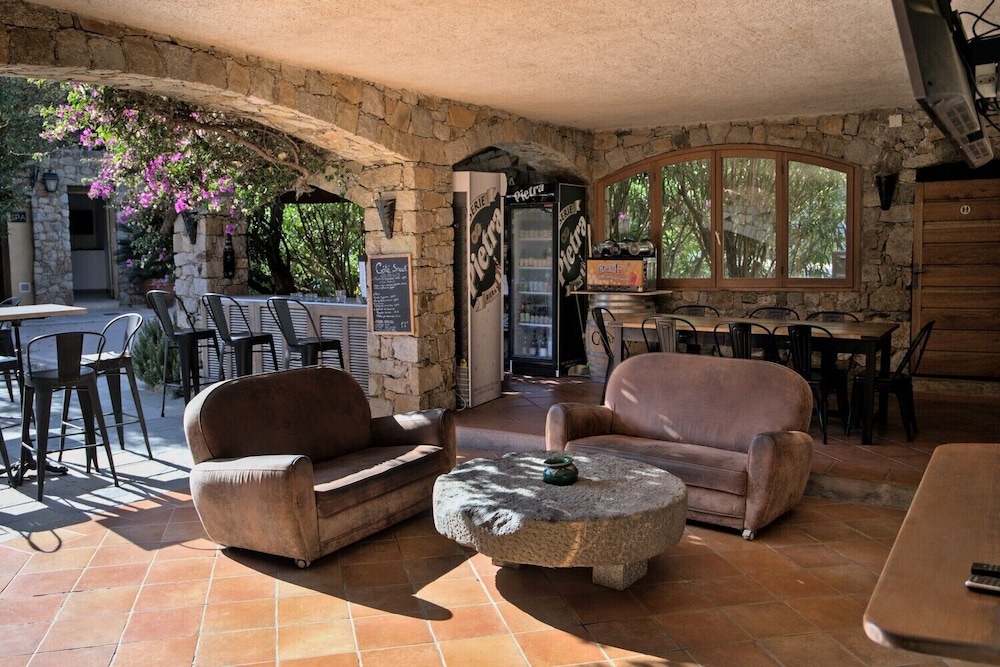 HOTEL CASA ROSSA 50/72