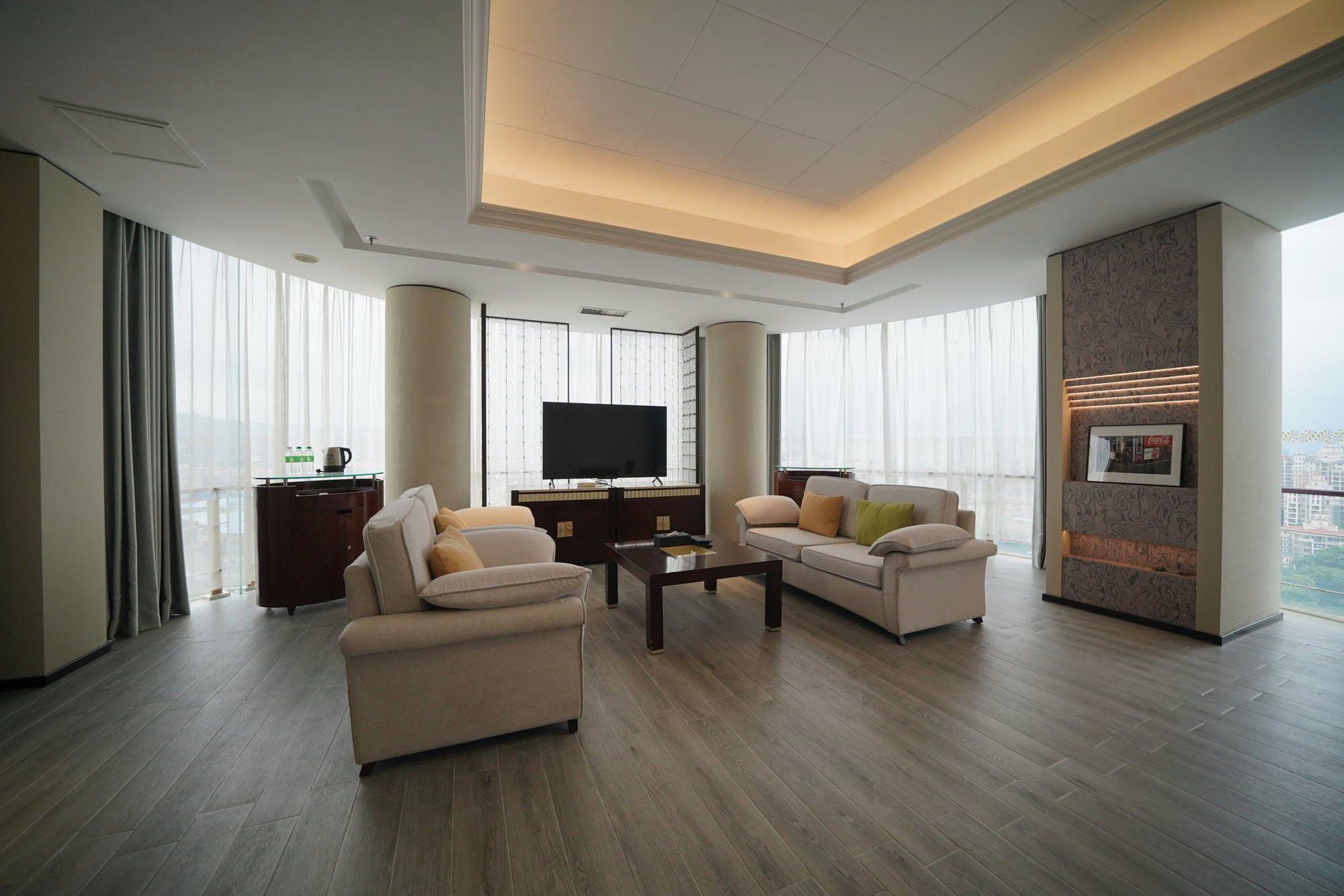 Foshan Huaxia Pearl Hotel 57/82