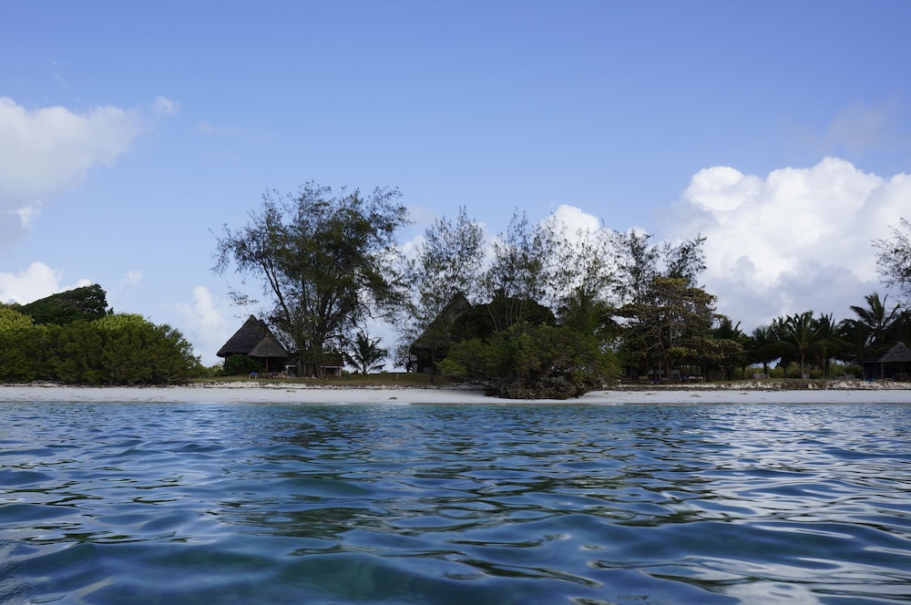 Pemba Lodge 30/50