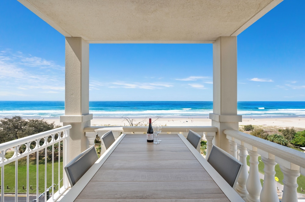 La Grande Apartments Broadbeach 43/48
