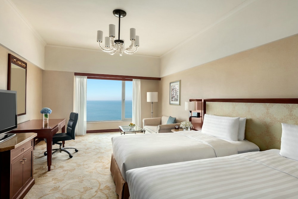 Shangri La Beihai 18/50
