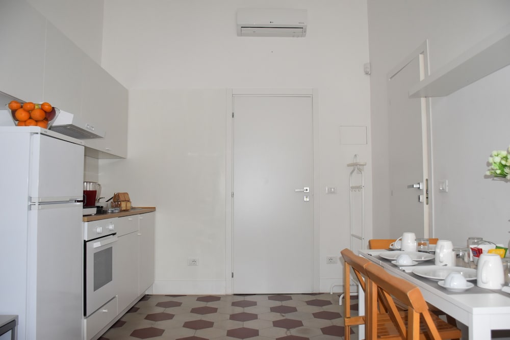 Rhegion B&B 39/40