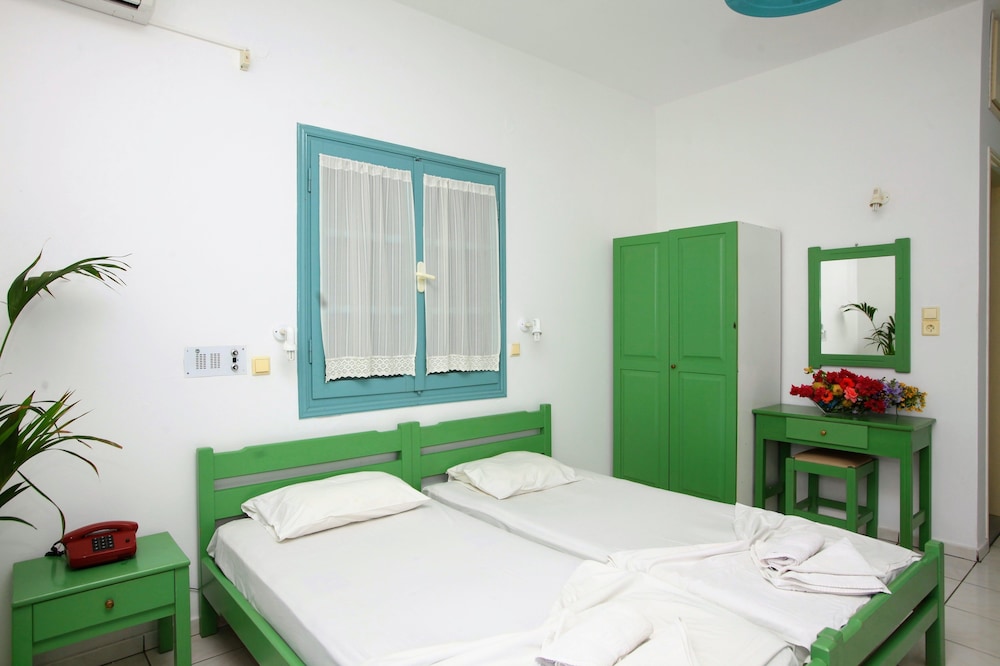 Anatoli Apartments 8/32