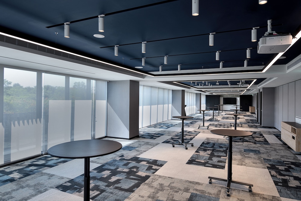 Aloft Tainan Anping 40/50