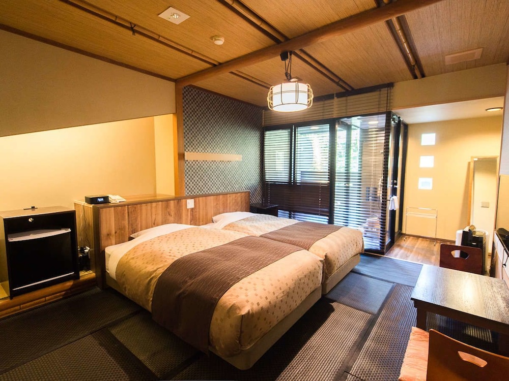 Superior, Twin Beds, Outdoor Bath