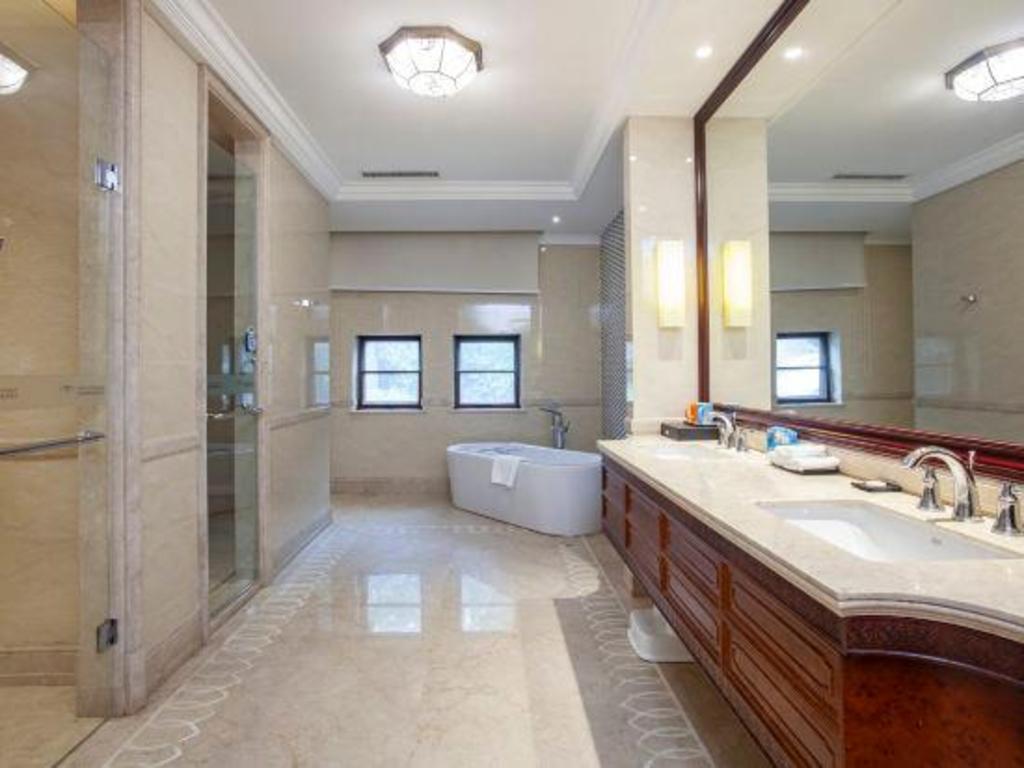 Zhenjiang Xijindu Ancient Street Argyle Boutique Hotel 54/58