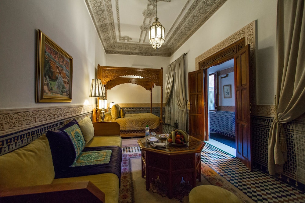Riad Myra 38/75
