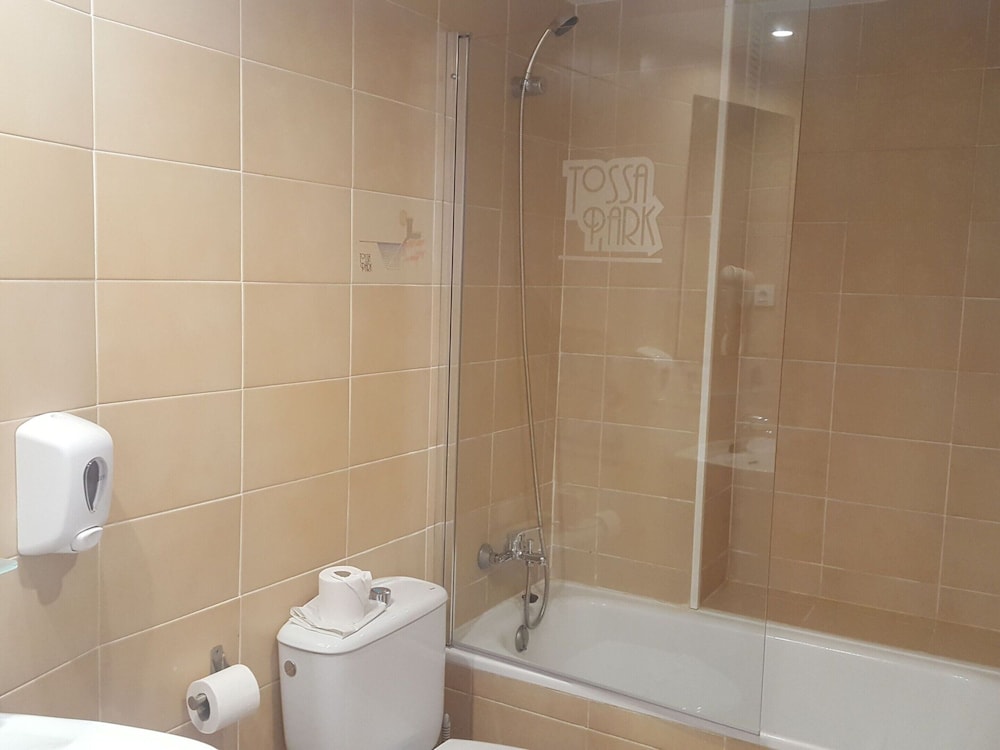 Aparthotel GHT Tossa Park 50/50