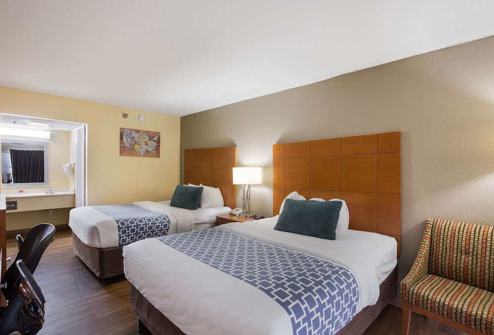Econo Lodge Inn & Suites Hardeeville-I-95 15/59