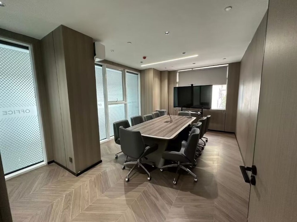 Pazhou XANA Deluxe International Hotel (Changgang Subway Metro Station Branch) 38/50