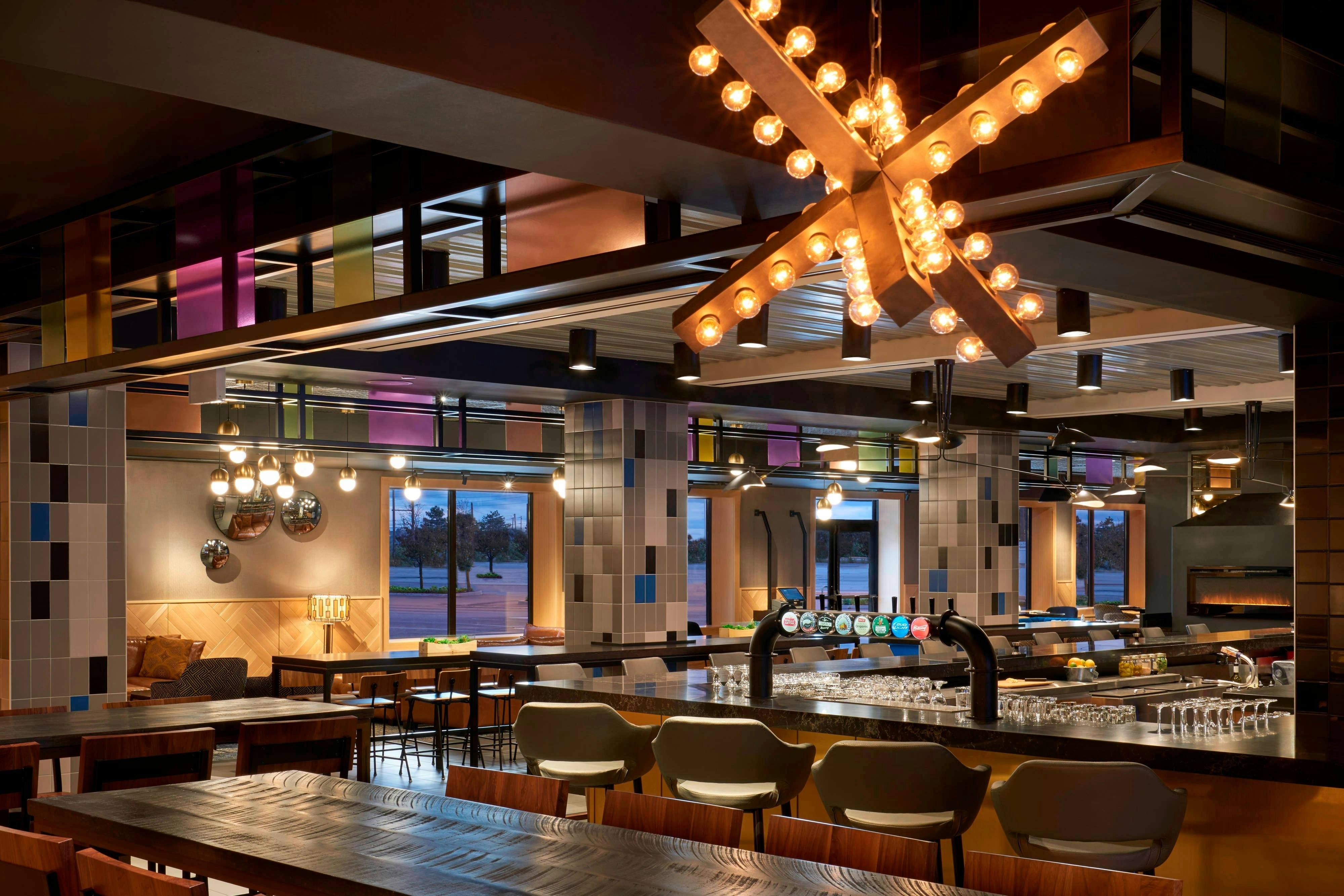 Delta Hotels by Marriott Toronto Airport & Conference Centre 32/32