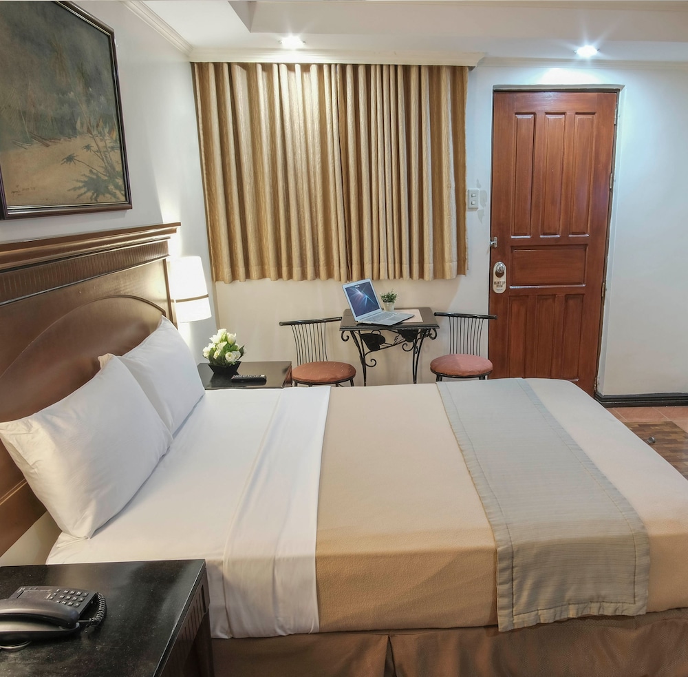 Fersal Hotel P Tuazon Cubao 35/55