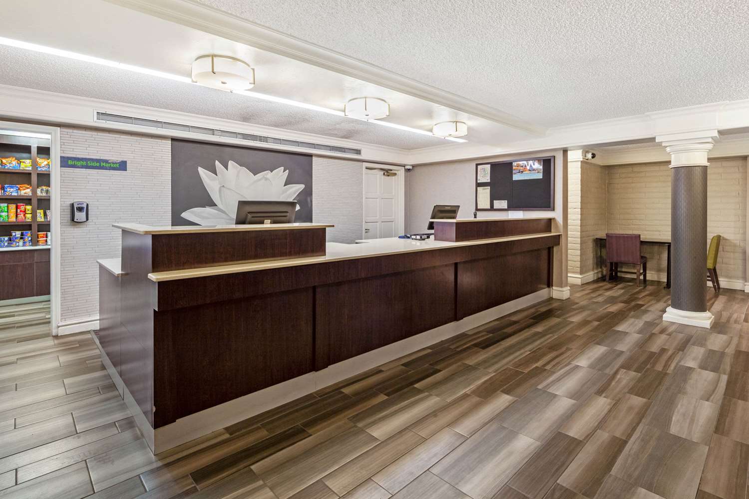 La Quinta Inn Ventura 7/30