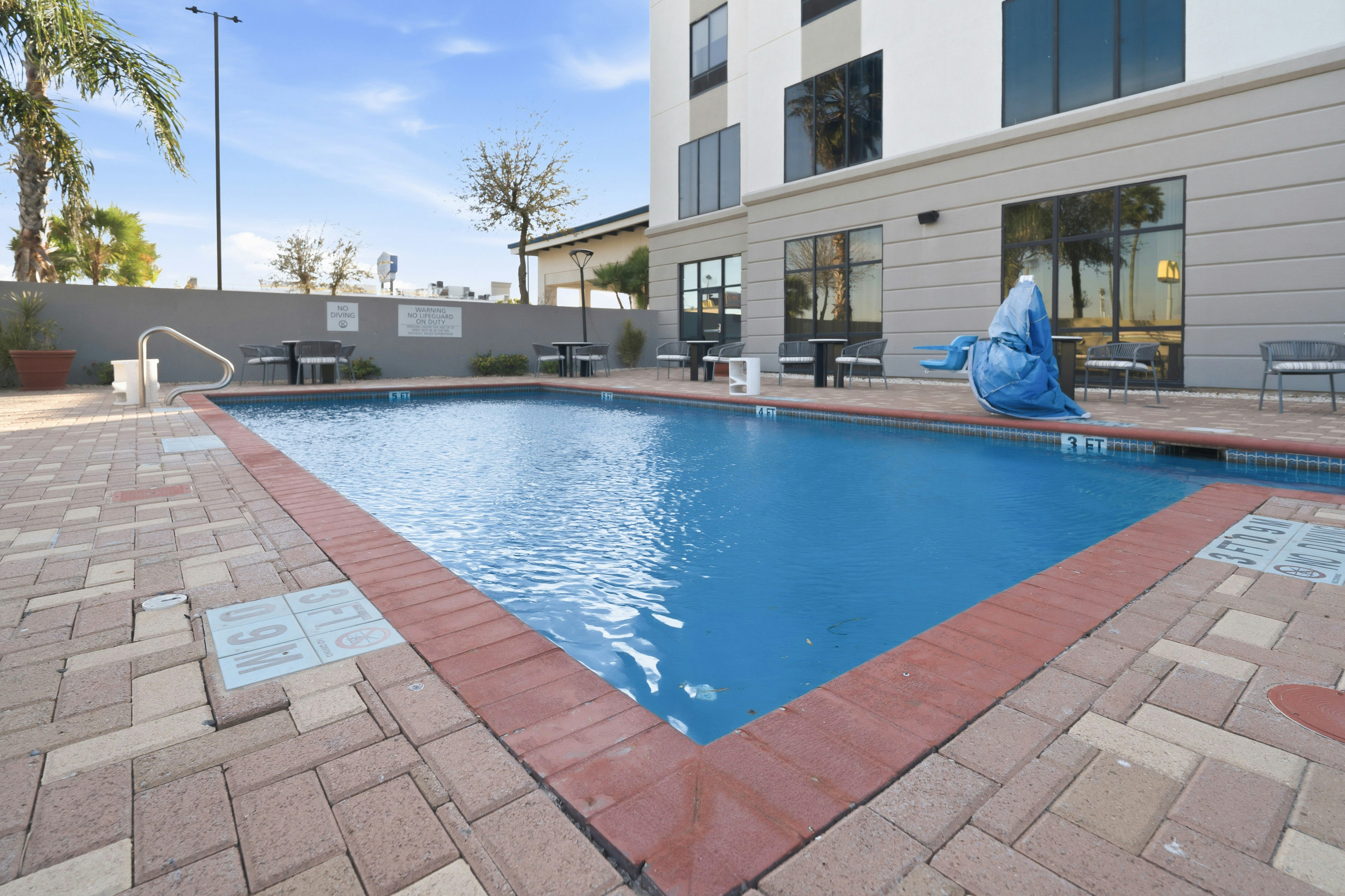 Hampton Inn & Suites Pharr, TX 50/52