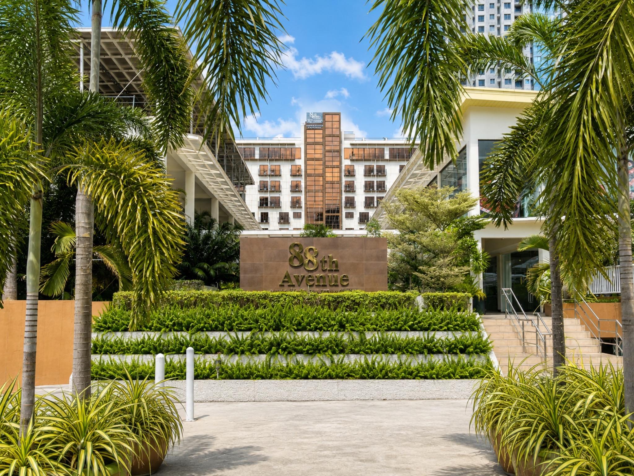 88th Avenue 46/46