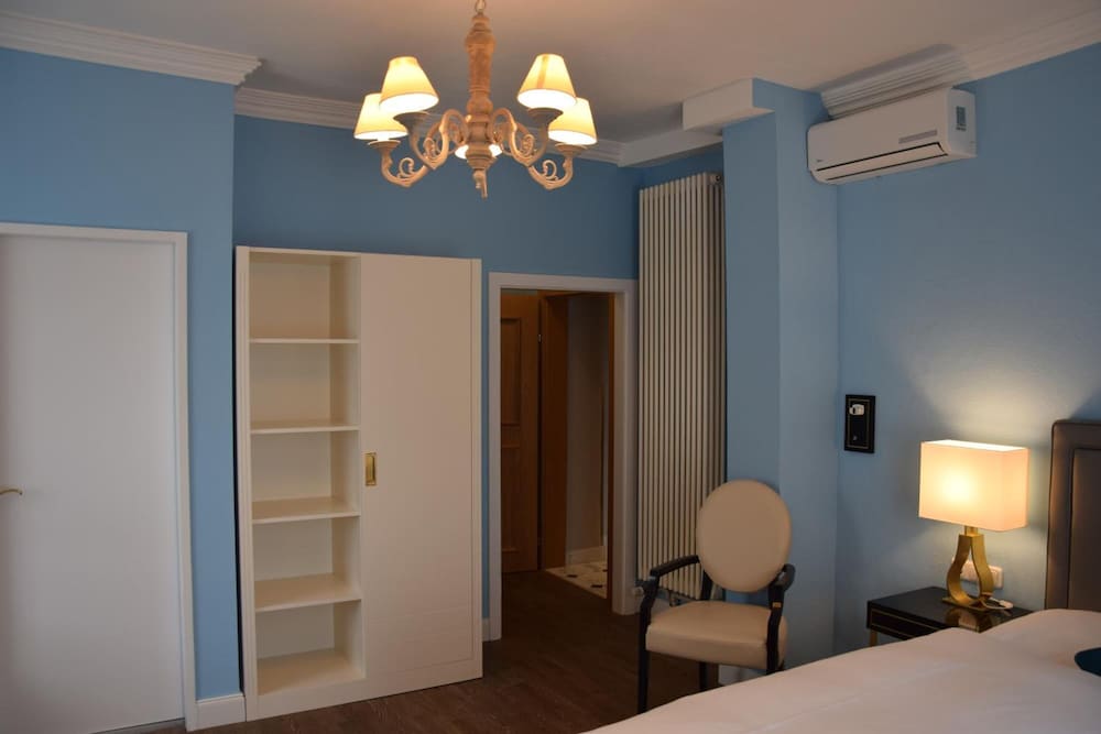 Atel Hotel Lasserhof 36/54