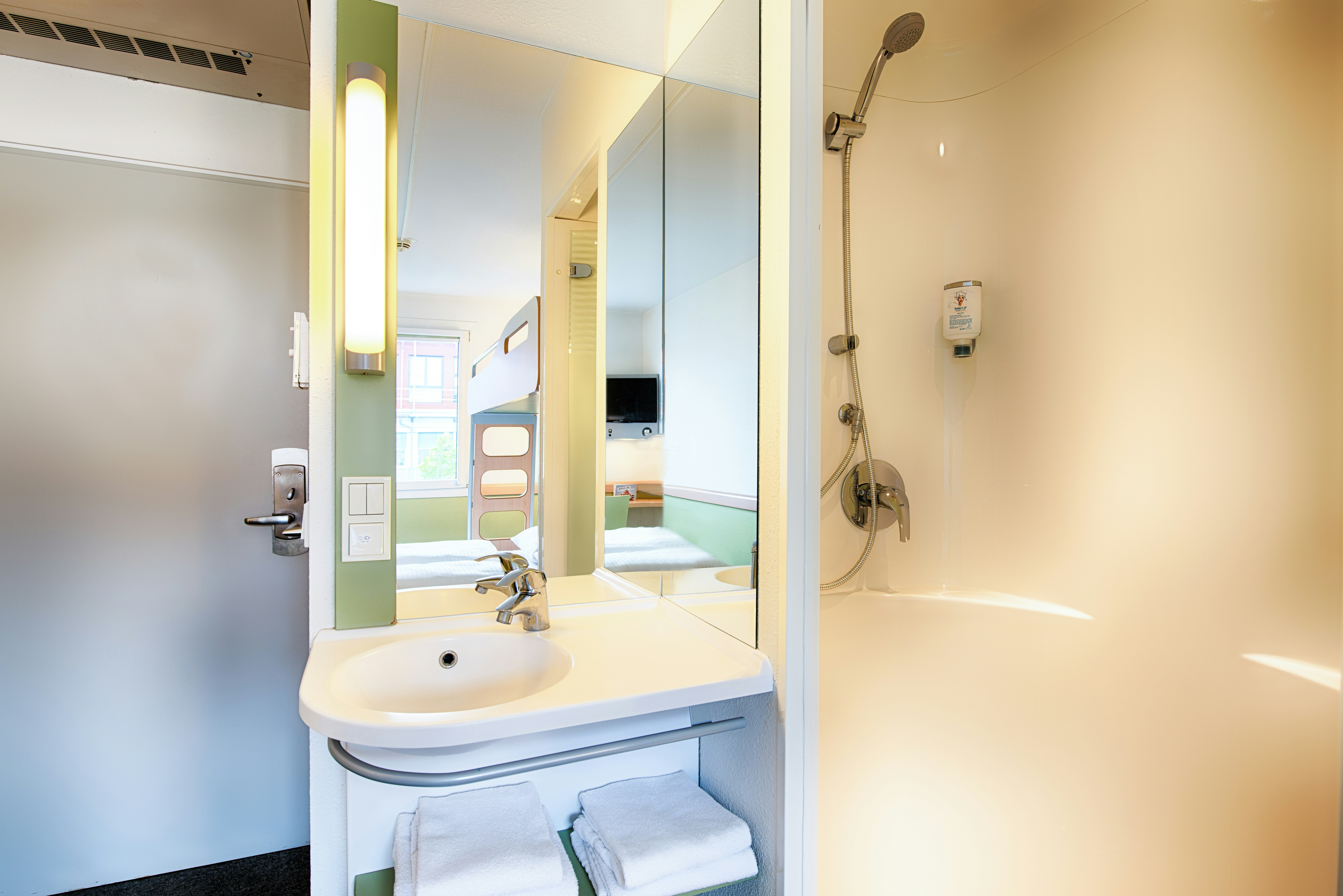 B&B Hotel Munchen Garching 23/23